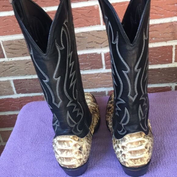 Laredo Snakeskin Boots - Picture 3 of 16